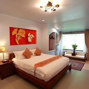 Boutique King Room